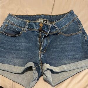 SHEIN Women's Blue Denim Shorts